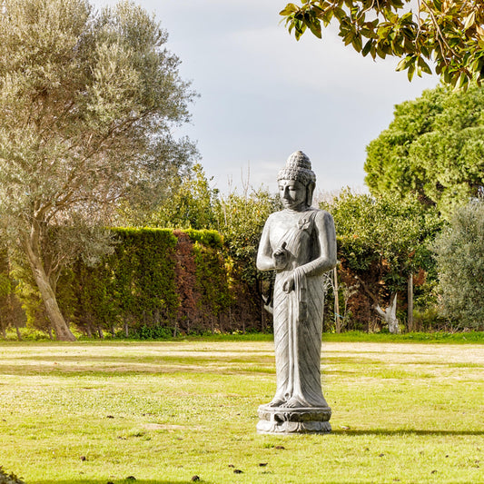 Standing Buddha Heykel