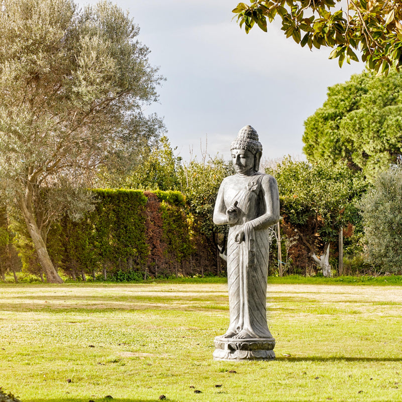 Standing Buddha Heykel